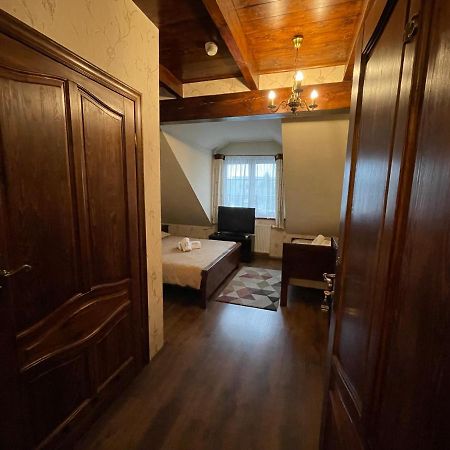 Hotel Tyrol I Restauracja Zycie Gruzji Osielsko Εξωτερικό φωτογραφία