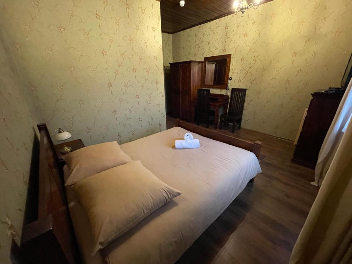 Hotel Tyrol I Restauracja Zycie Gruzji Osielsko Εξωτερικό φωτογραφία